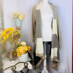 Chico’s Size 3 Open Cardigan